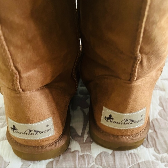 Montana West golden tan suede fur lined boots  angel wing cross design Sz 9 - Picture 6 of 11